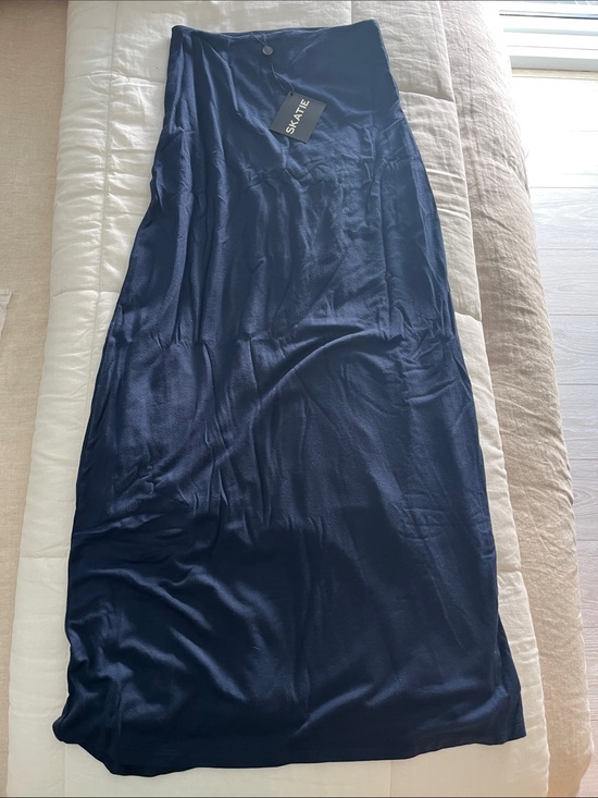 Skatie Dresses & Skirts - Skatie Women's Deep Navy Maxi Skirt SZ XS